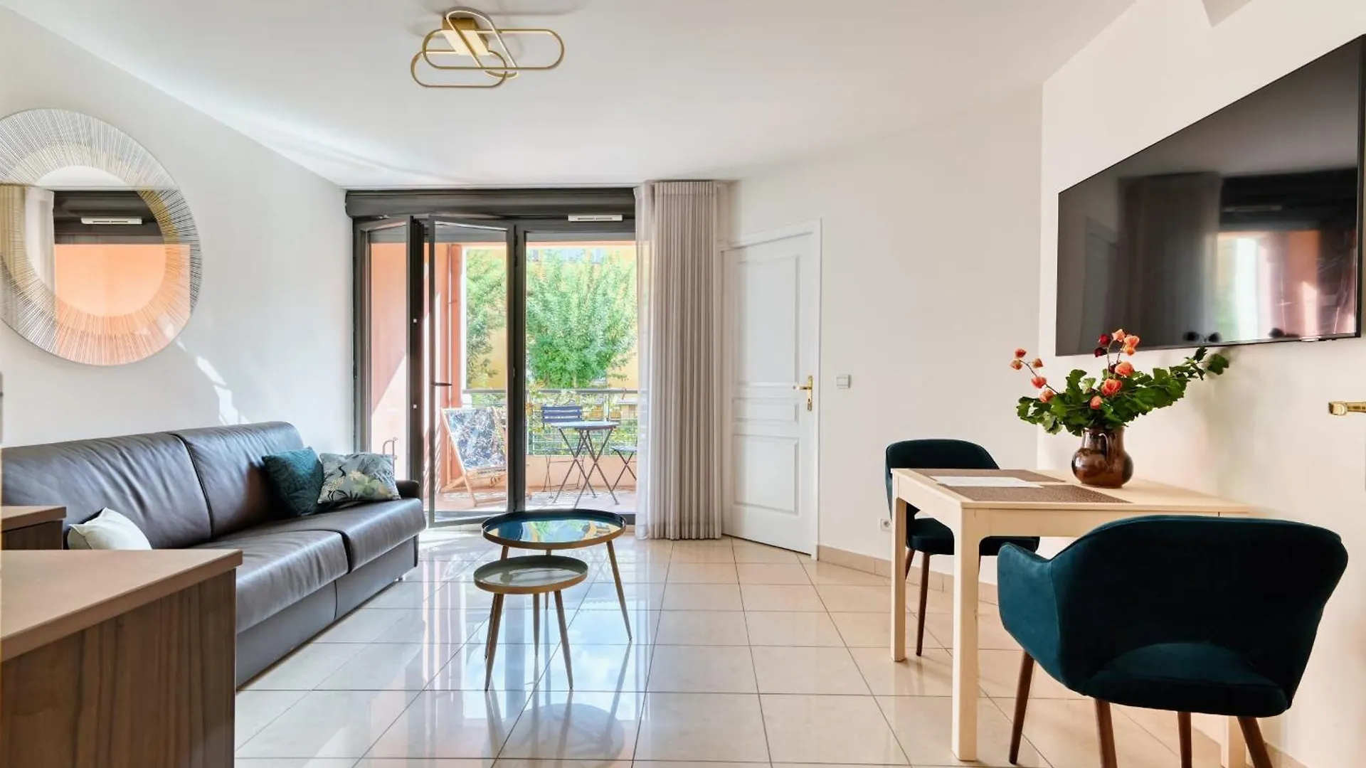 Mirabelle Furnished Flat Apartment Aix-en-Provence