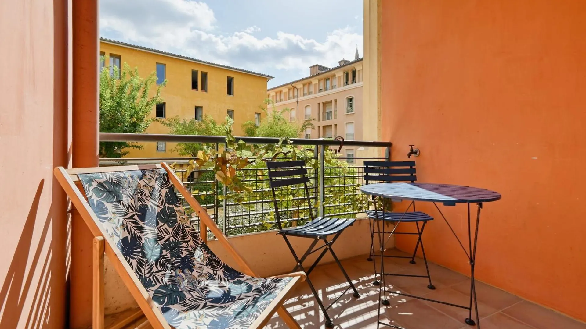 Mirabelle Furnished Flat Apartment Aix-en-Provence