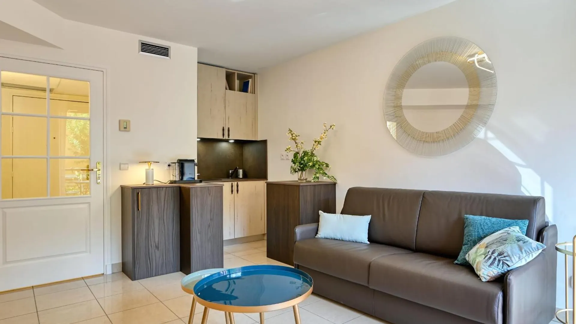 Mirabelle Furnished Flat Apartment Aix-en-Provence